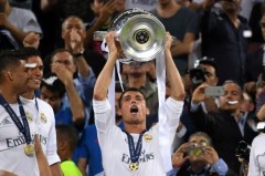 蒂亚戈加盟巴塞罗那，担任弗里克助理教练助力球队